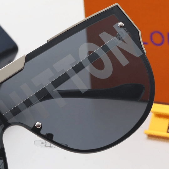 LV Unisex Stylish One-piece Sunglasses
