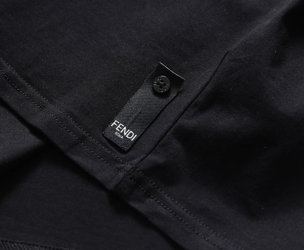 Fendi- T Shirt