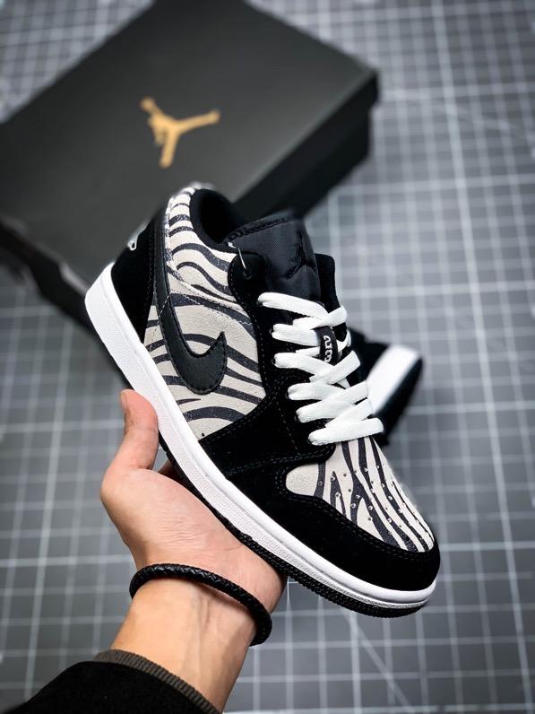 Jordan Aj1 "Low Zebra"