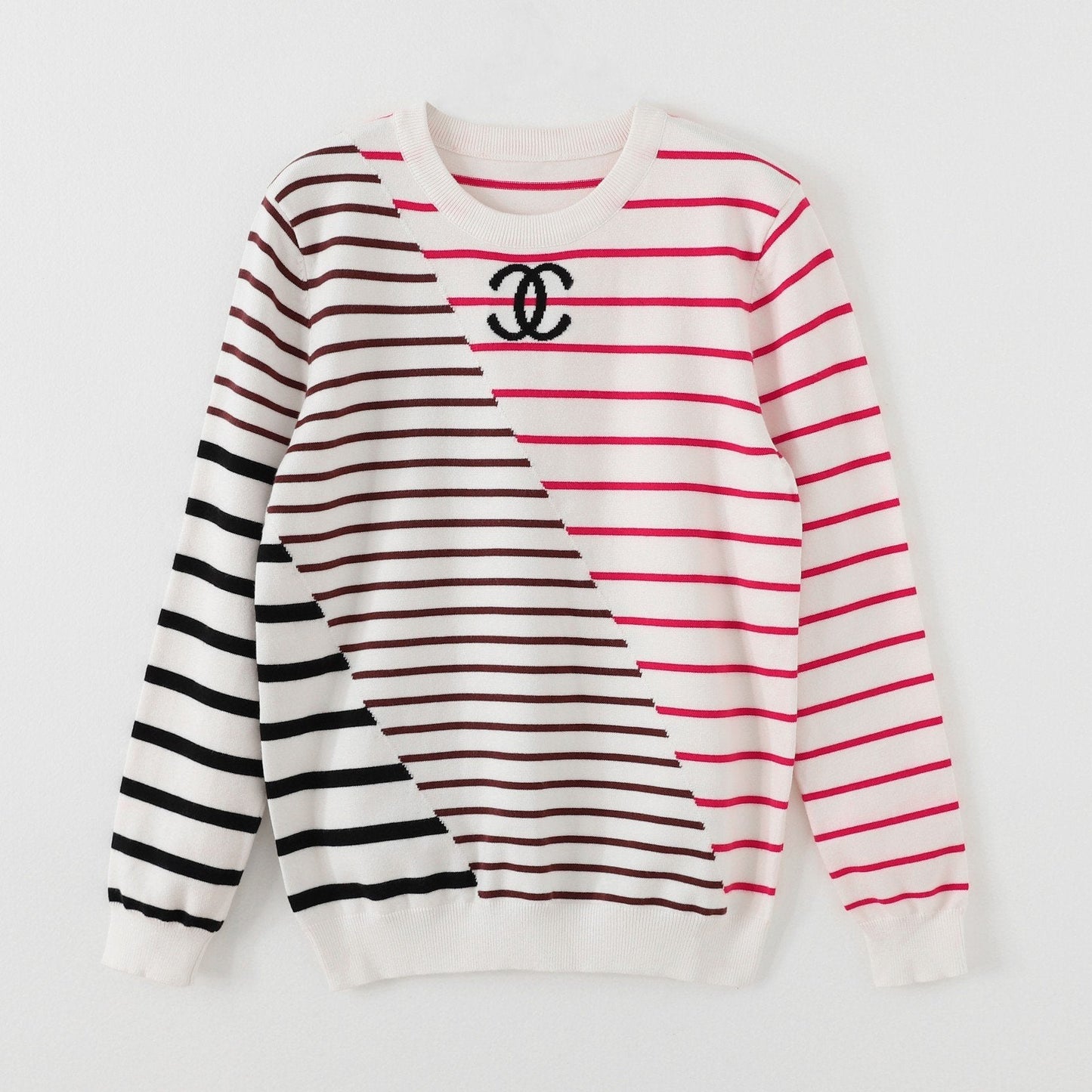 Chanel Sweatshirt