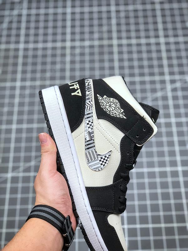 Nike Air Jordan 1