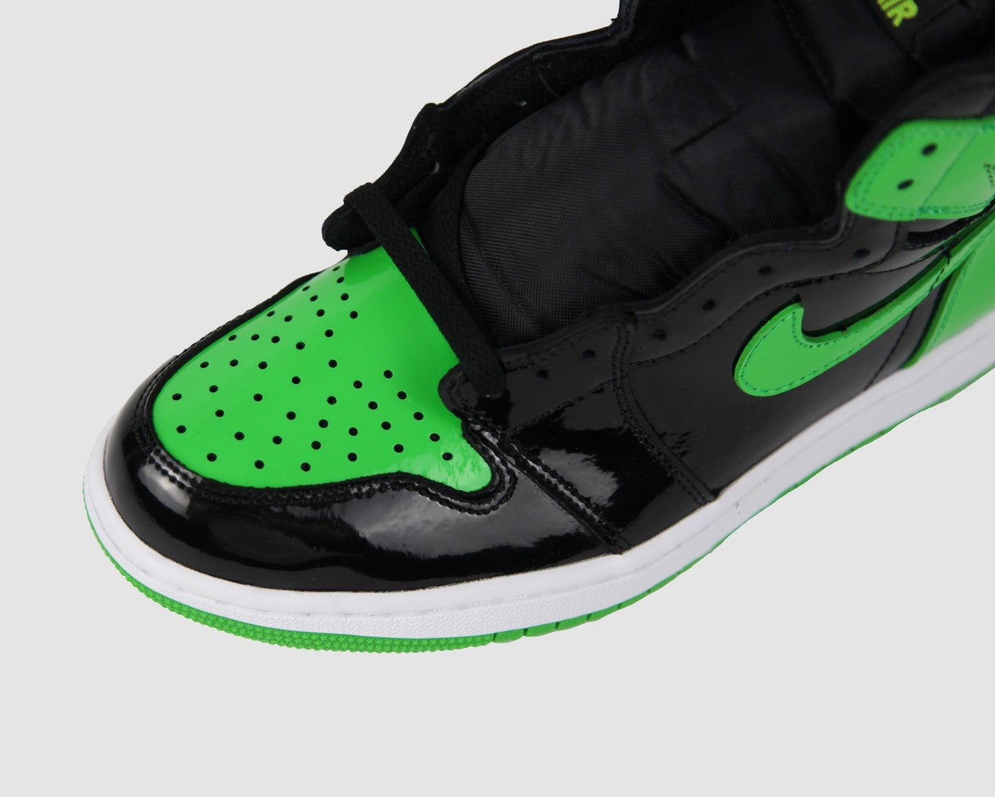 Air Jordan 1 Retro High Og “Patent Green”