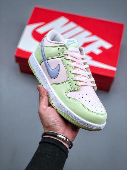 Nike Dunk Low Barely Green