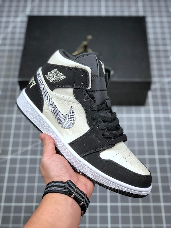 Nike Air Jordan 1