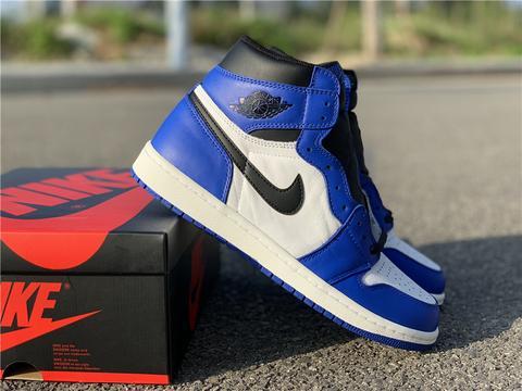 Nike Air Jordan 1