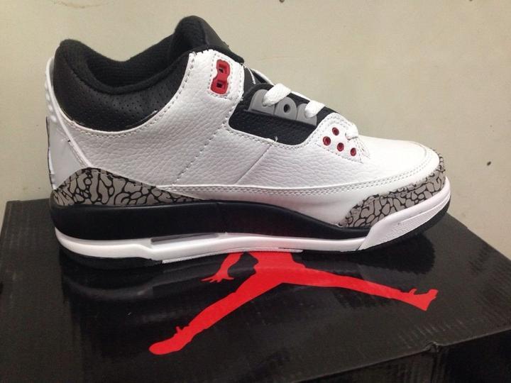 Air Jordan Retro 3