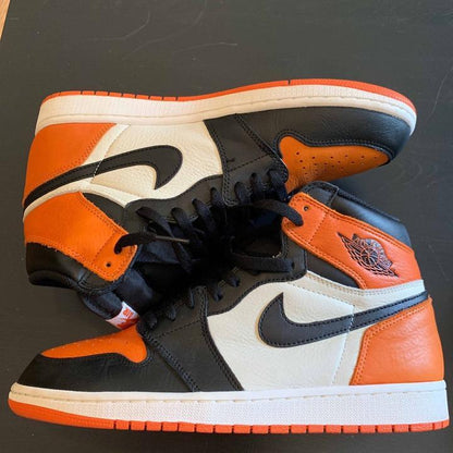 Nike Air Jordan 1