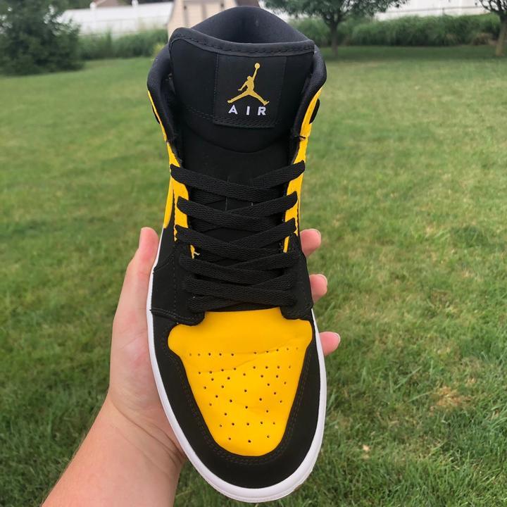 Nike Air Jordan 1