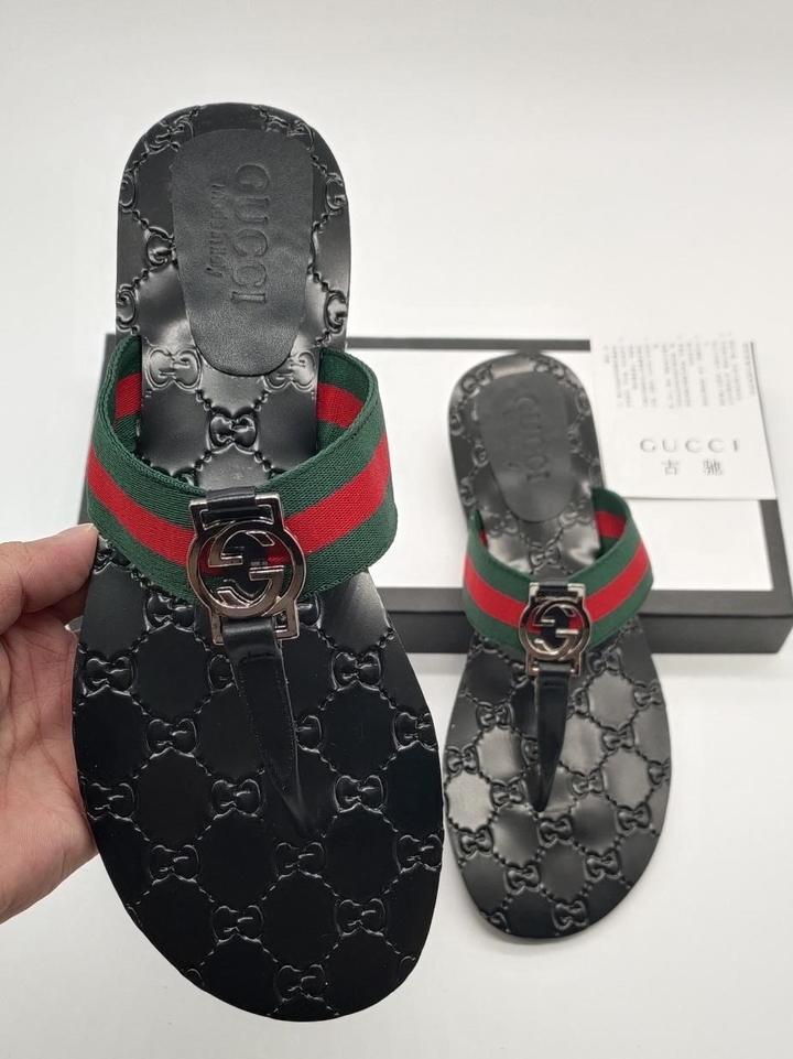 Gucci Pantoufles Homme