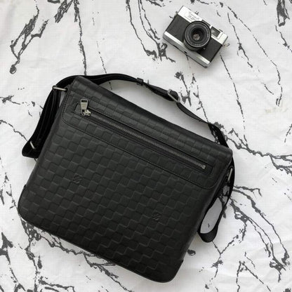 Louis Vuitton Shoulder Bag