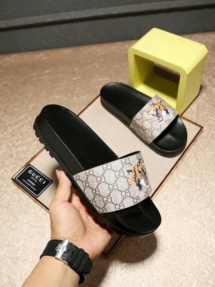Gucci Pantoufles Homme