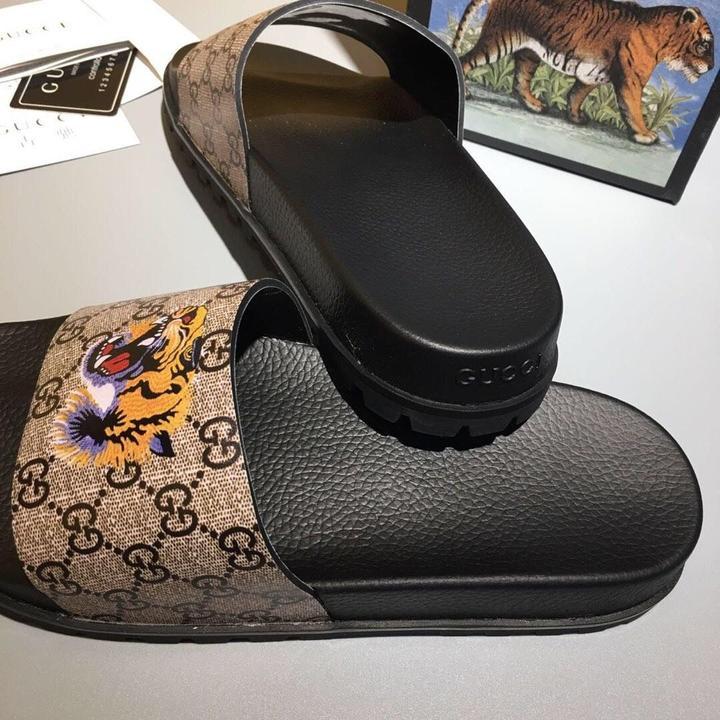 Gucci Pantoufles Homme