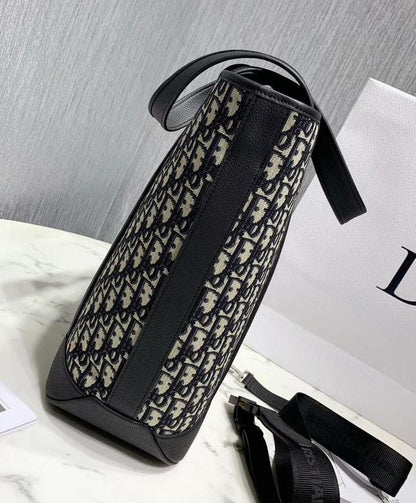 Christian Dior Shoulder Bag
