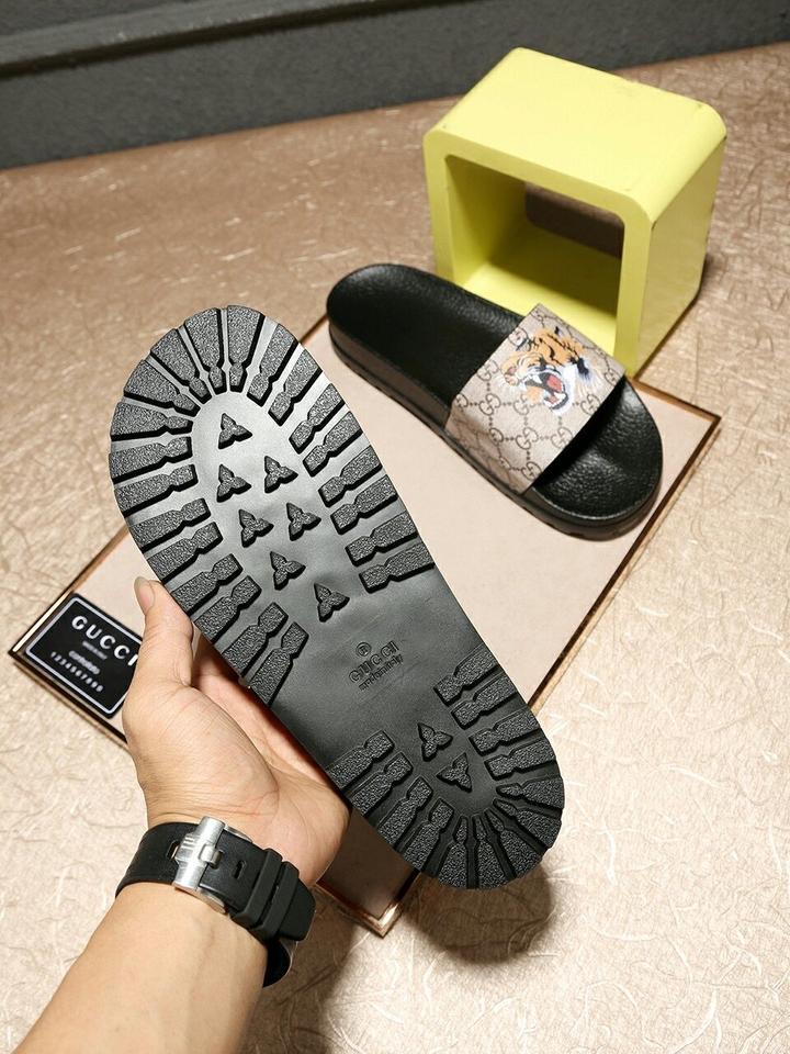 Gucci Pantoufles Homme