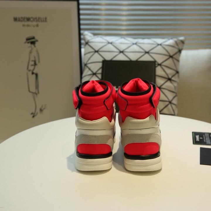 Chanel Sneaker