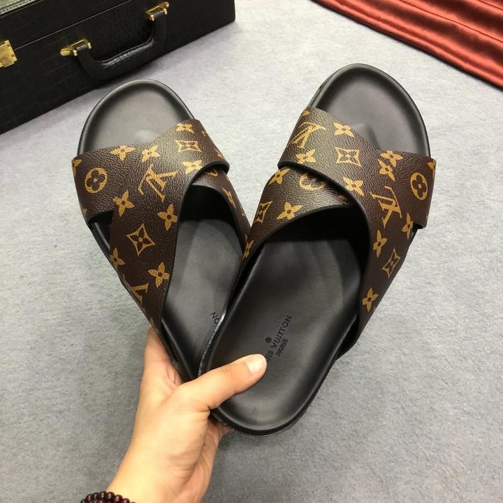 Louis Vuitton Pantoufles Homme