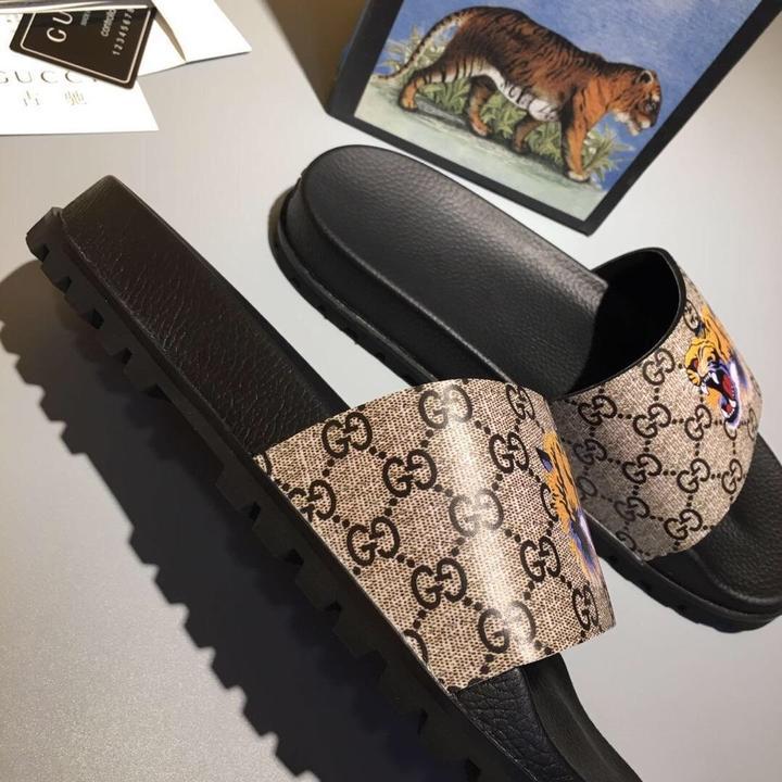 Gucci Pantoufles Homme