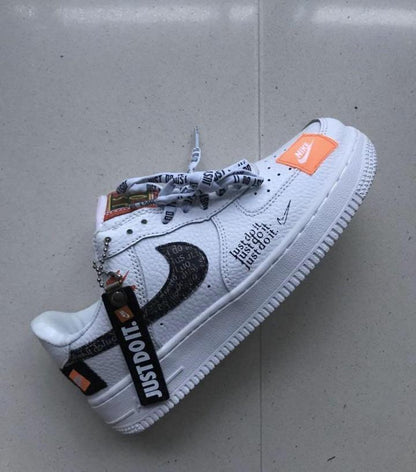 Nike Air Force 1