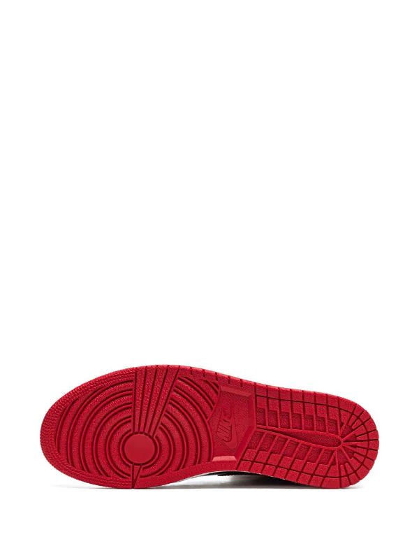 Nike Air Jordan 1